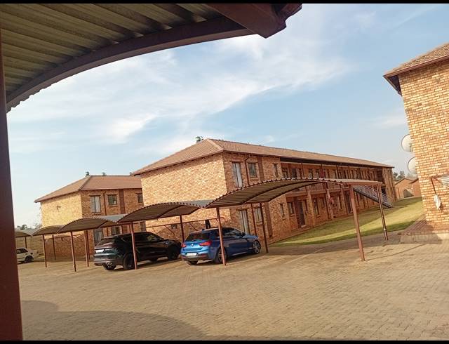 2 BEDROOM APARTMENT FOR SALE IN THE ORCHARDS